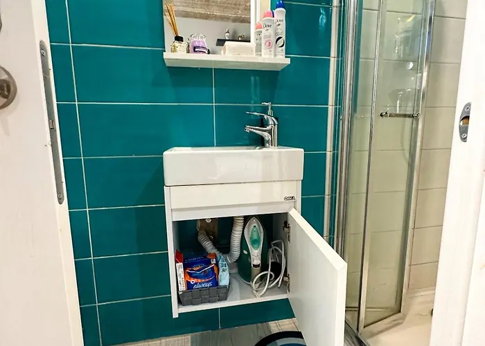 Paceville - 4b - Near Nightlife Zone * San Ġiljan