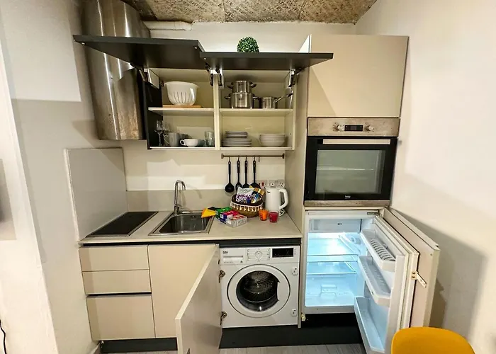 Paceville - 4b - Near Nightlife Zone San Ġiljan